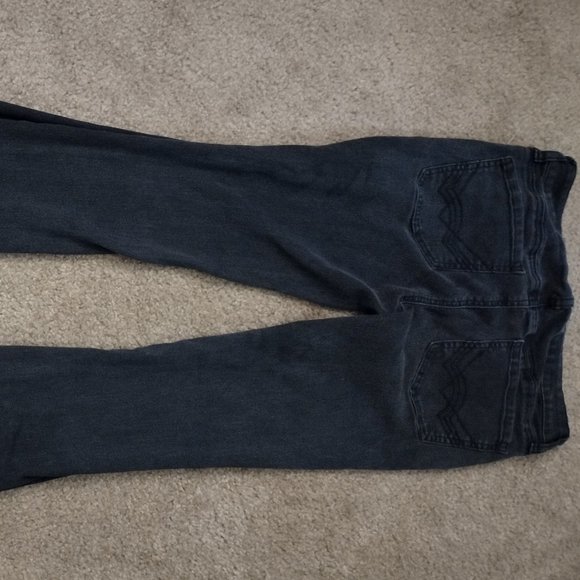 Idllywind - Picture 4 of 4